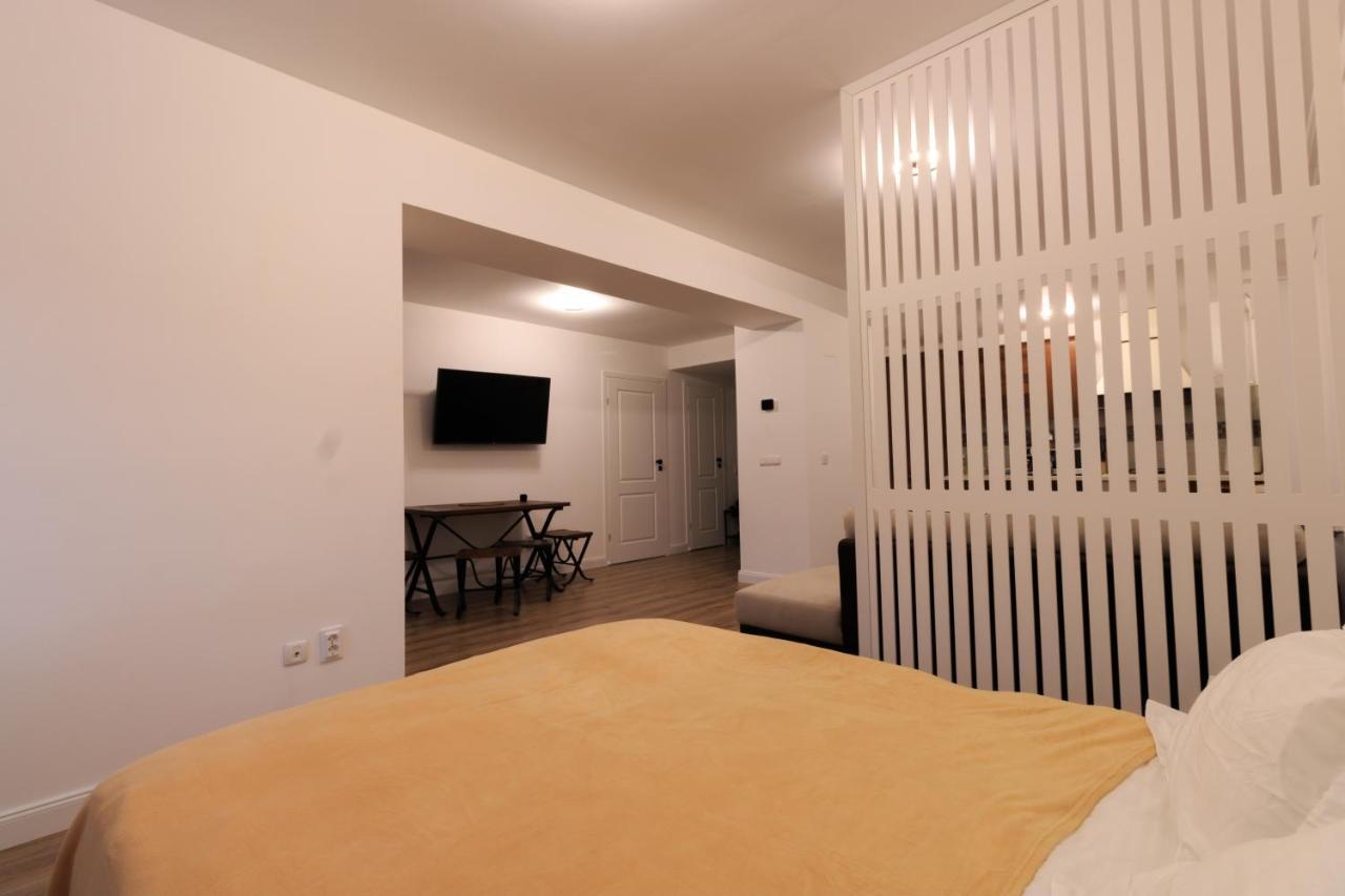 Best View Ap With Parking And 2 Bathrooms Sinaia Exteriör bild