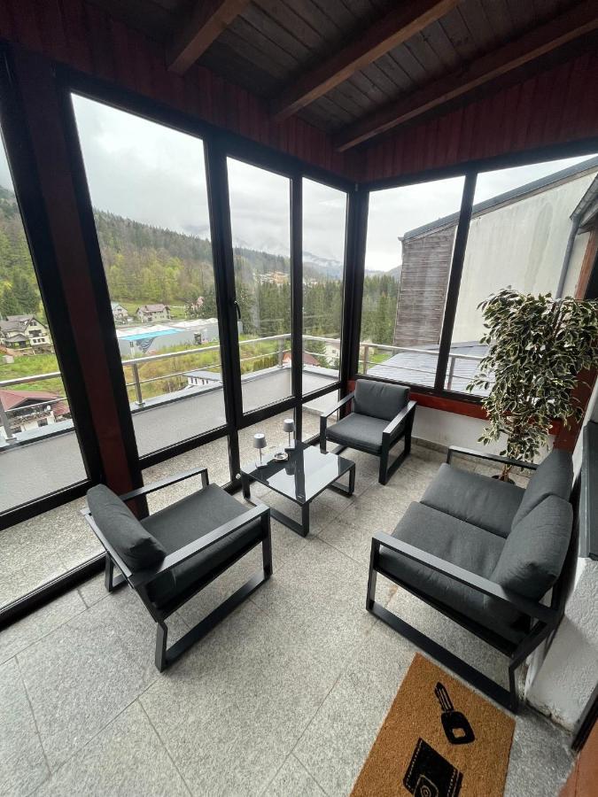Best View Ap With Parking And 2 Bathrooms Sinaia Exteriör bild